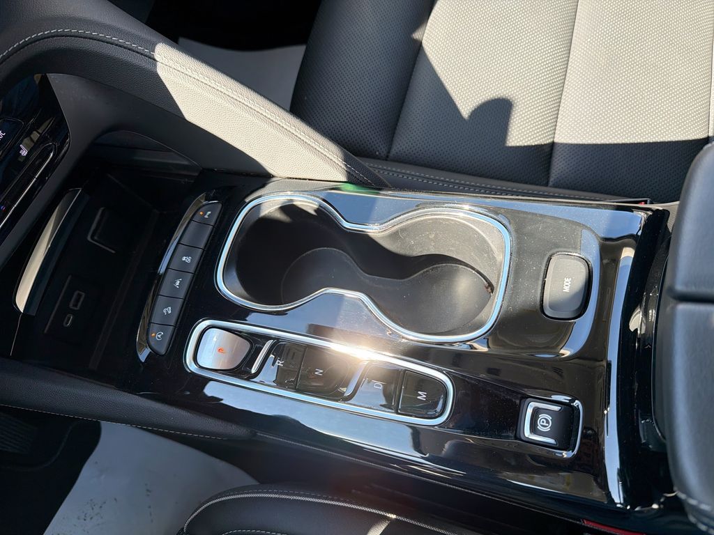 Used 2022 Buick Envision SUV