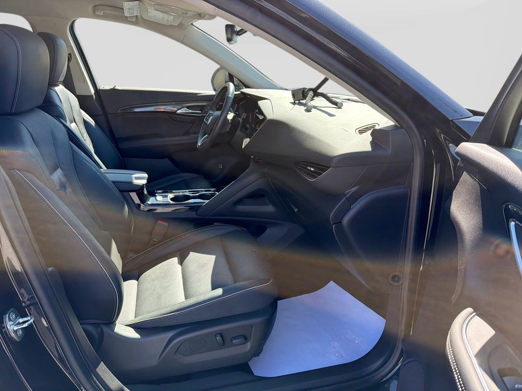 Used 2022 Buick Envision SUV