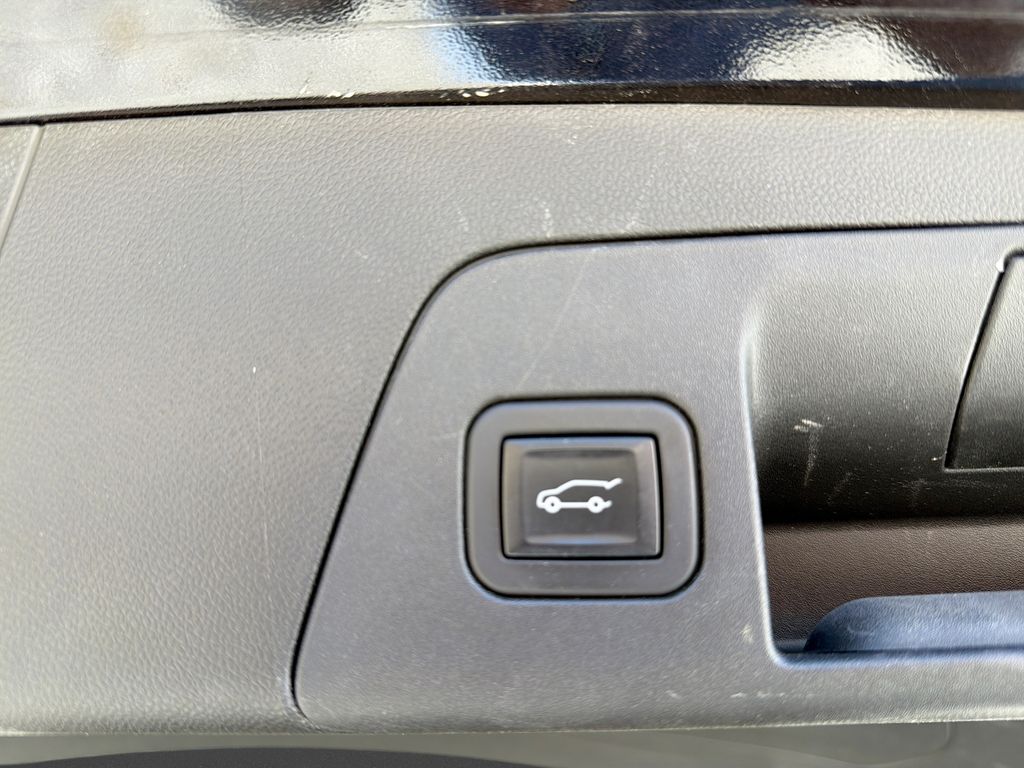 Used 2022 Buick Envision SUV