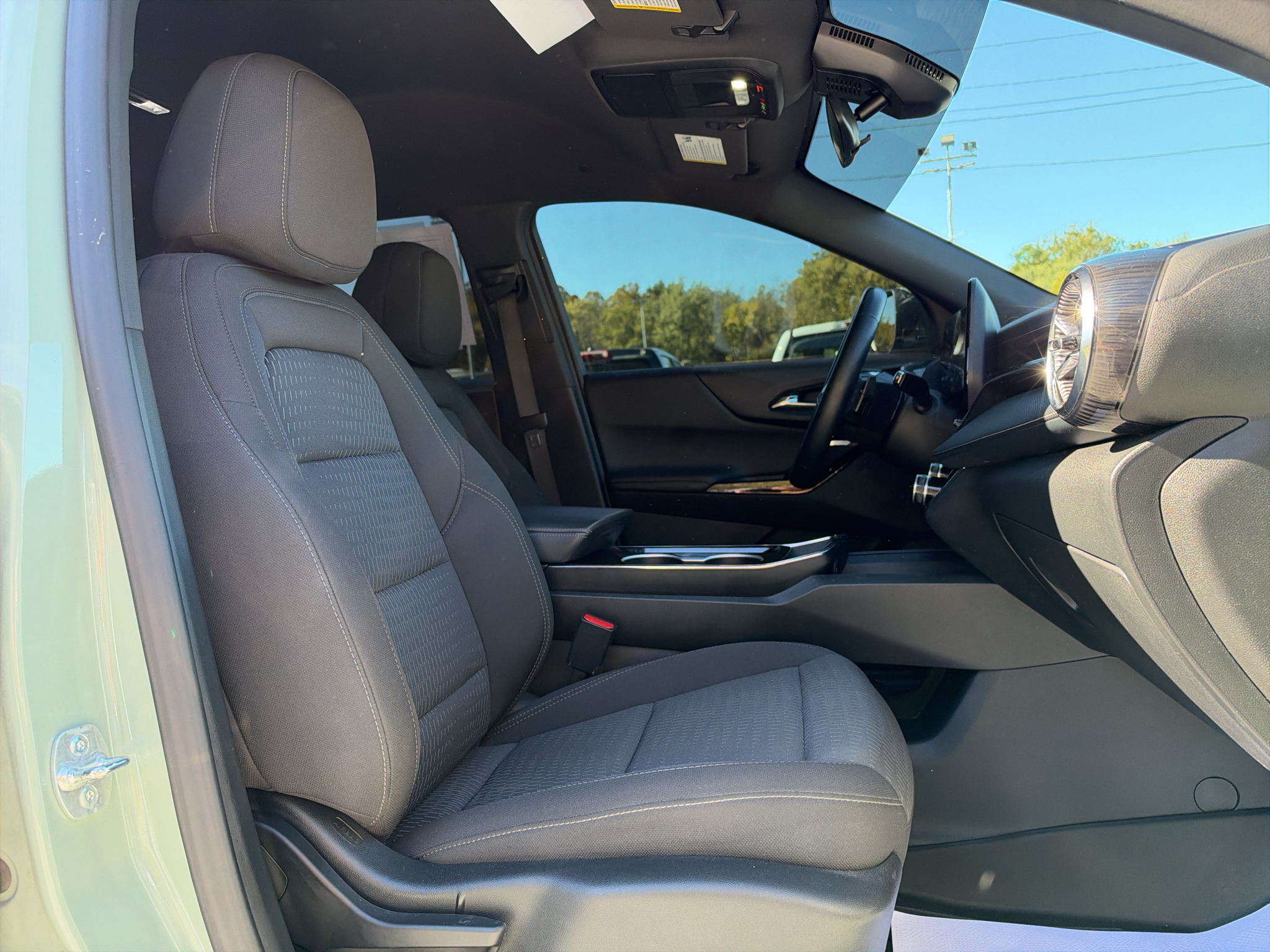 Used 2025 Chevrolet Equinox SUV