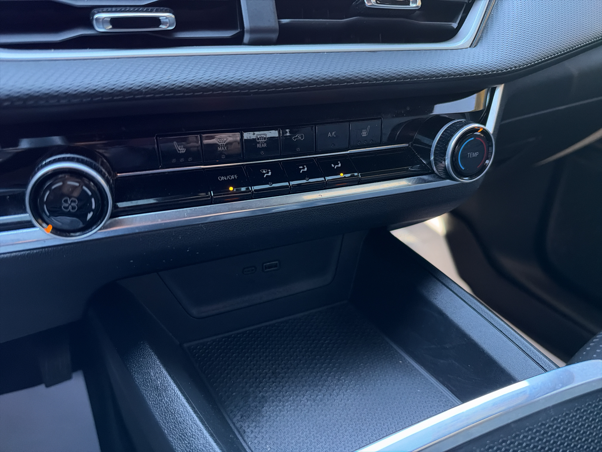 Used 2025 Chevrolet Equinox SUV