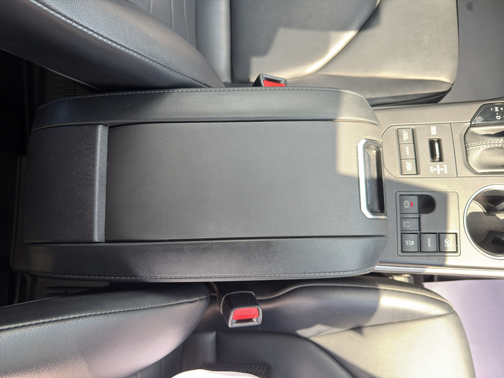 Used 2023 Toyota Highlander SUV