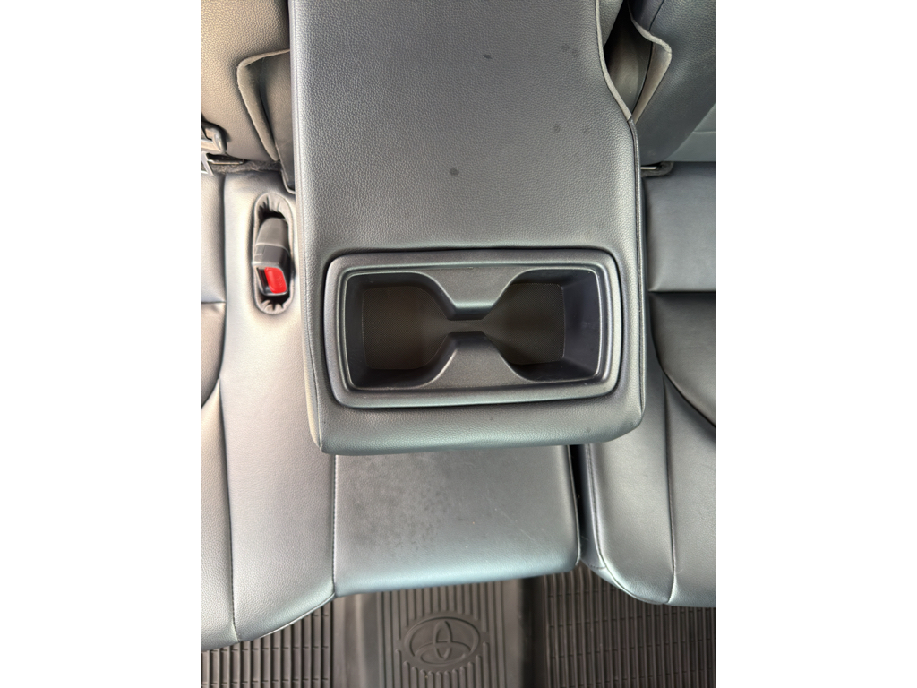 Used 2023 Toyota Highlander SUV