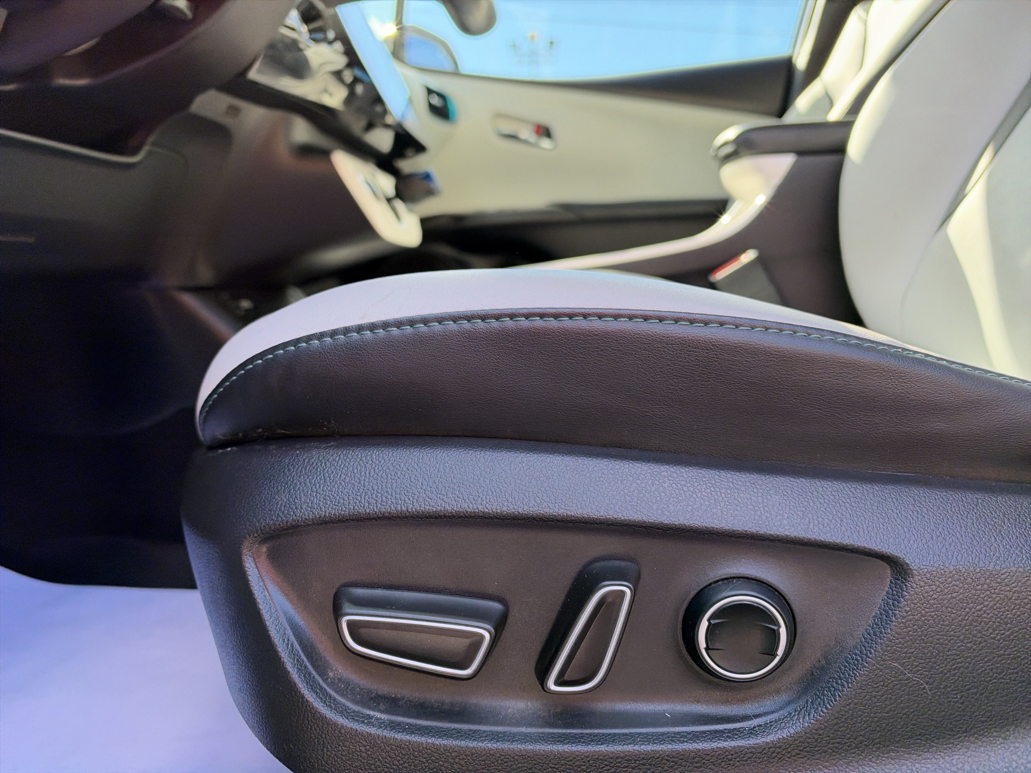 Used 2017 Toyota Prius Prime Hatchback