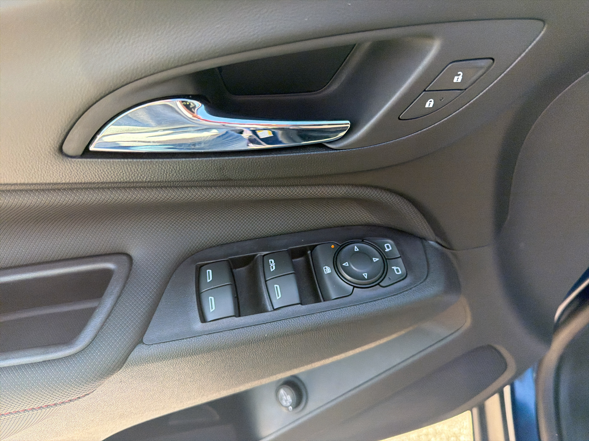 Used 2022 Chevrolet Equinox SUV