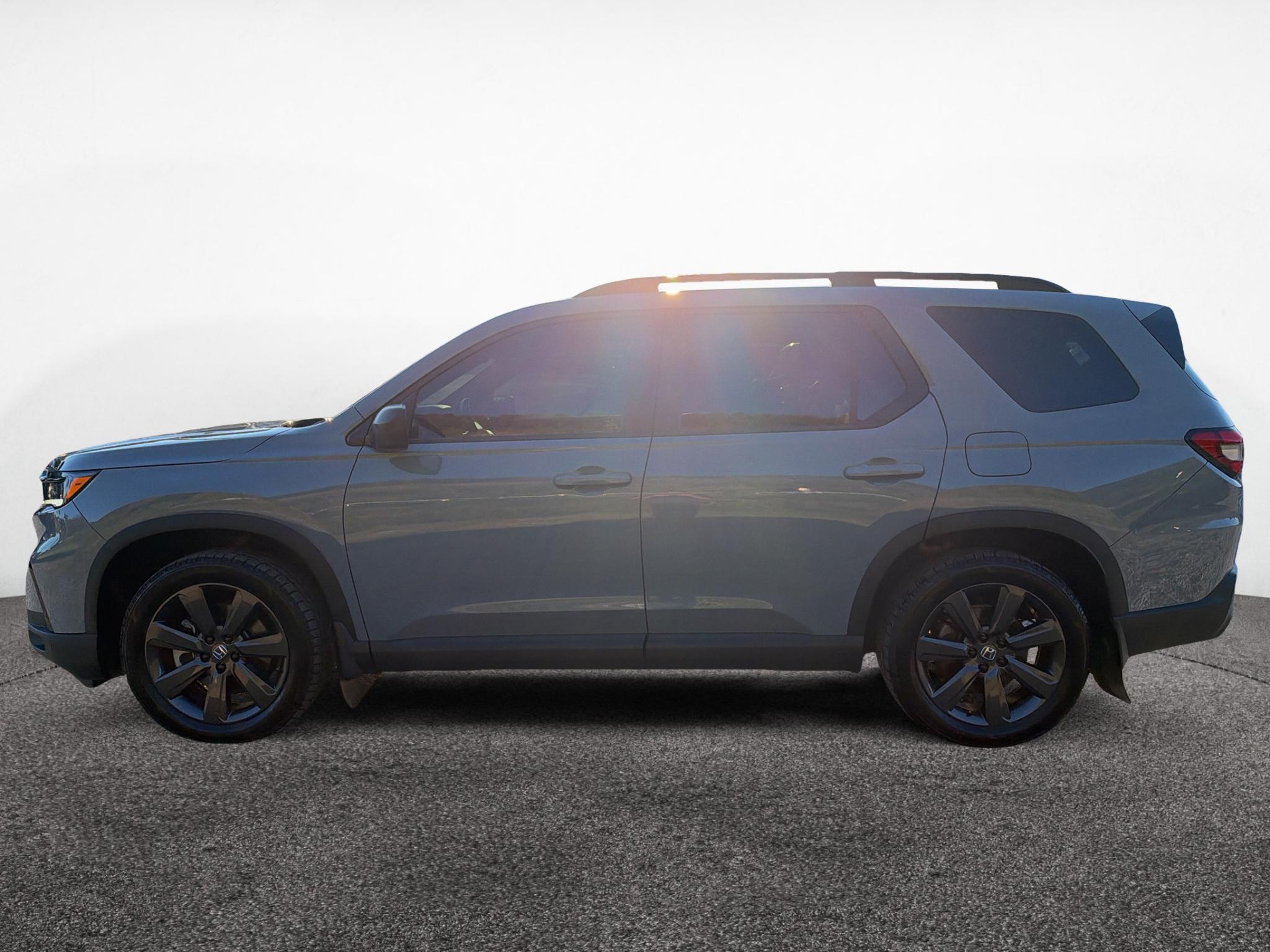 Used 2025 Honda Pilot SUV