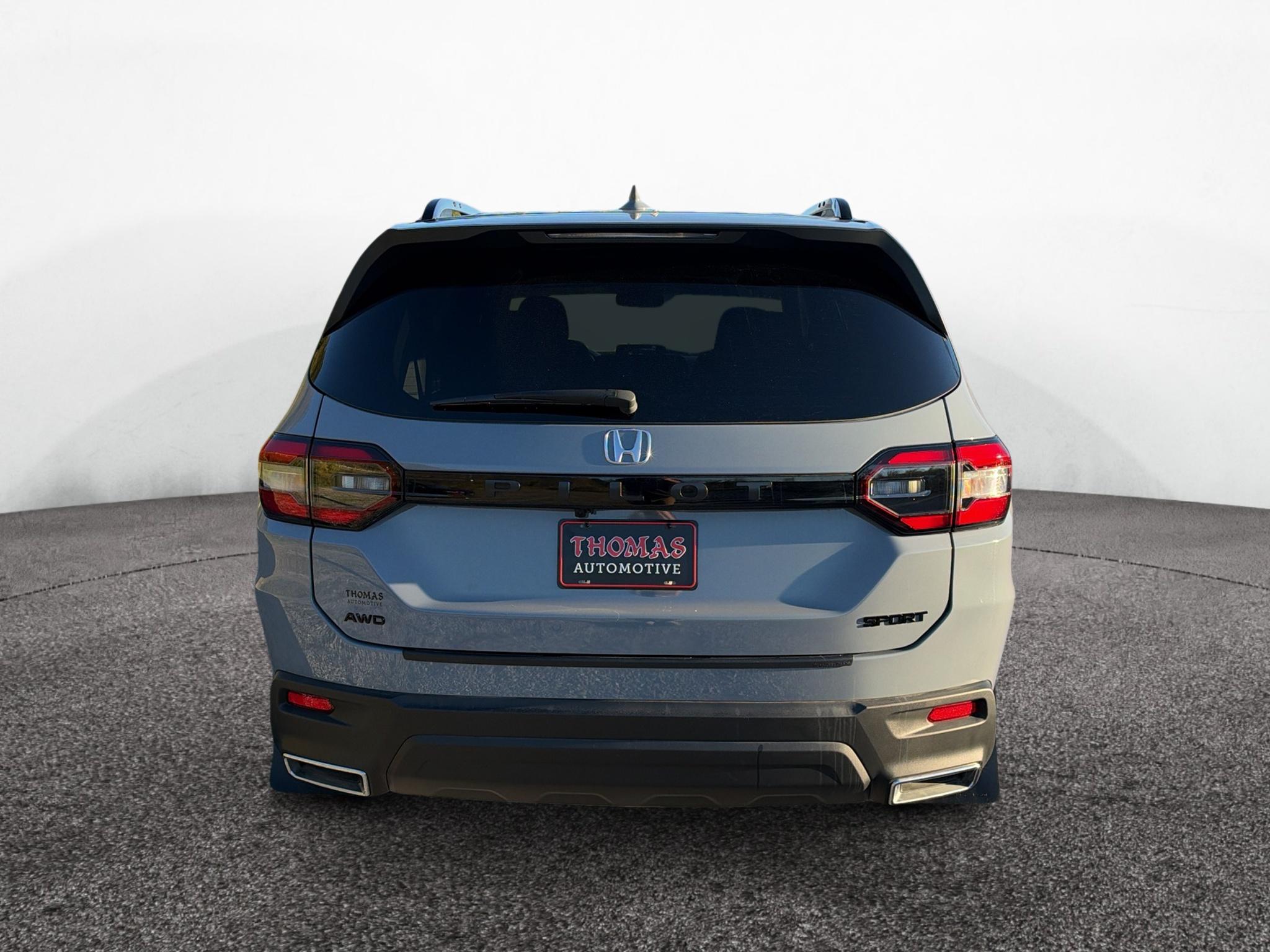 Used 2025 Honda Pilot SUV