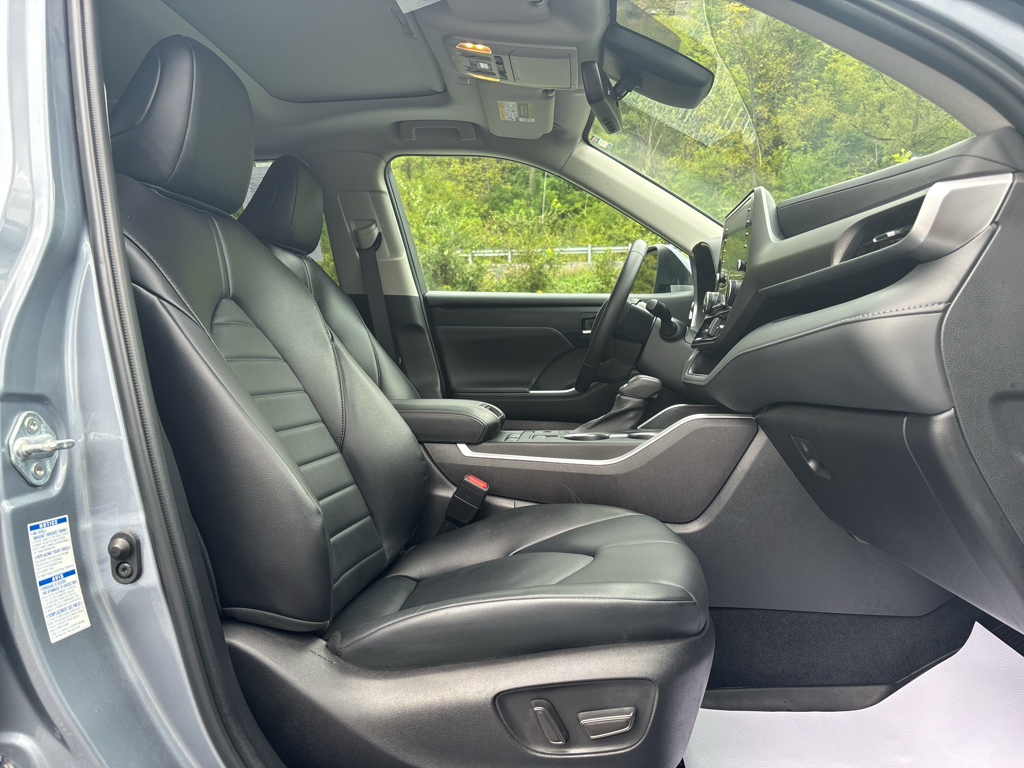 Used 2022 Toyota Highlander SUV