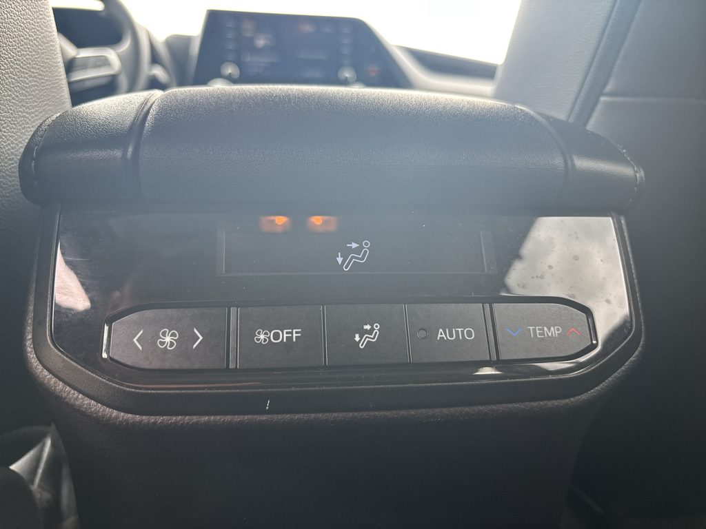 Used 2022 Toyota Highlander SUV