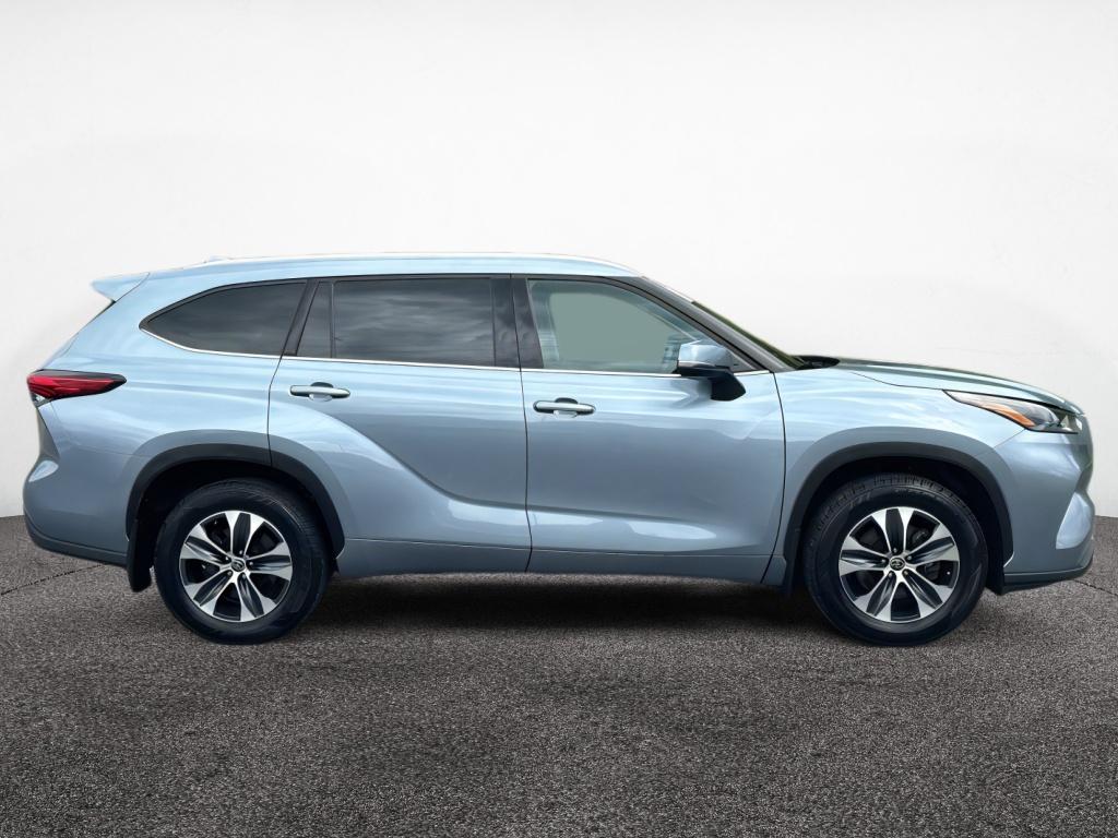 Used 2022 Toyota Highlander SUV