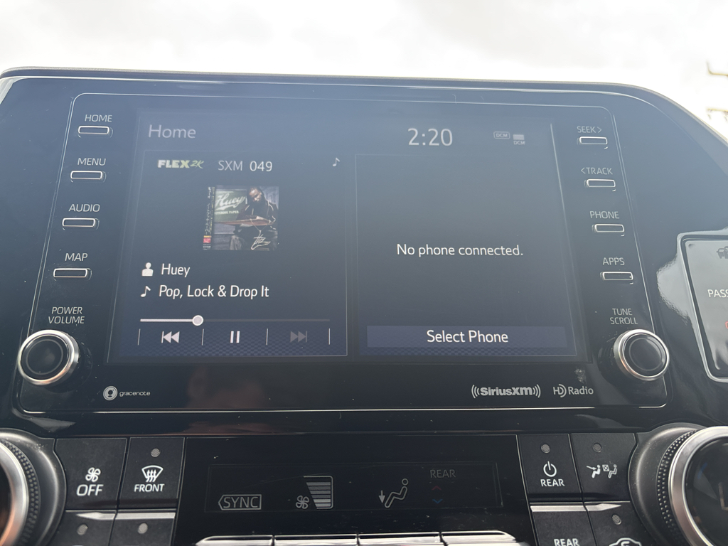 Used 2022 Toyota Highlander SUV