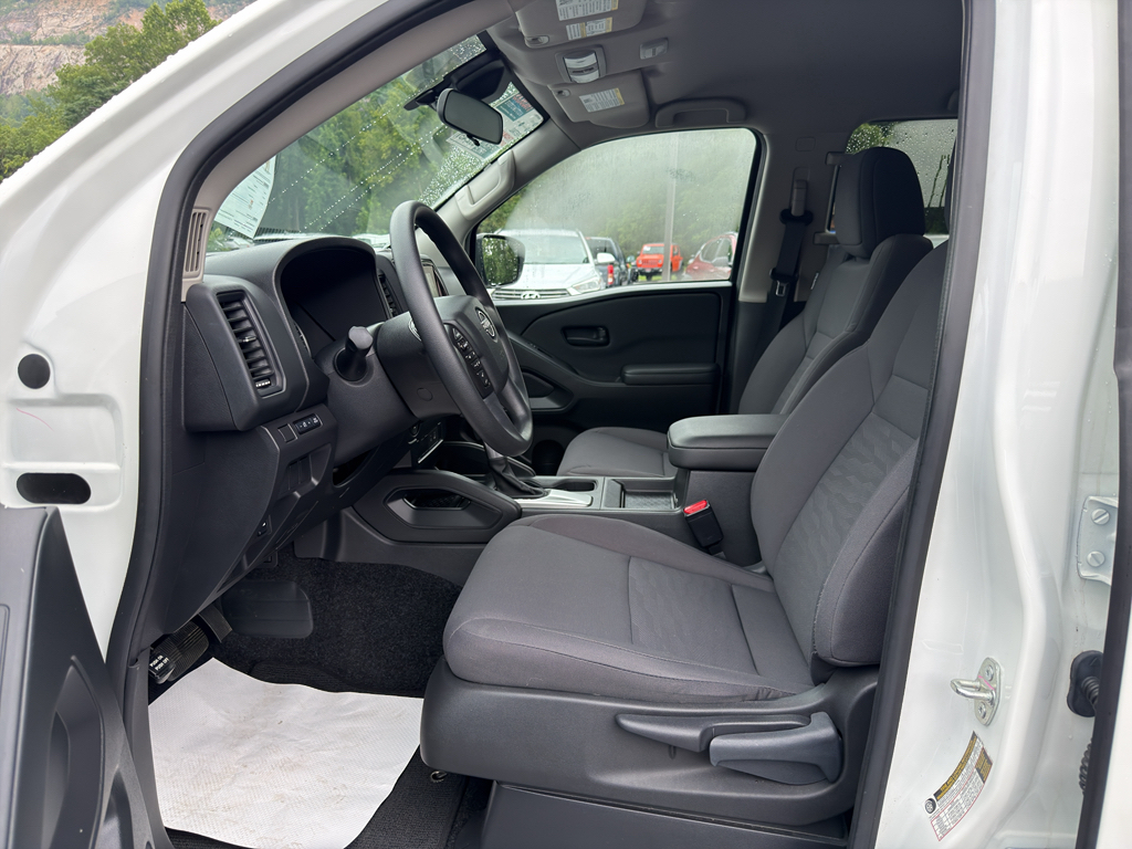 Used 2024 Nissan Frontier Truck