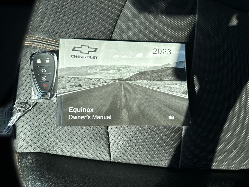 Used 2023 Chevrolet Equinox SUV
