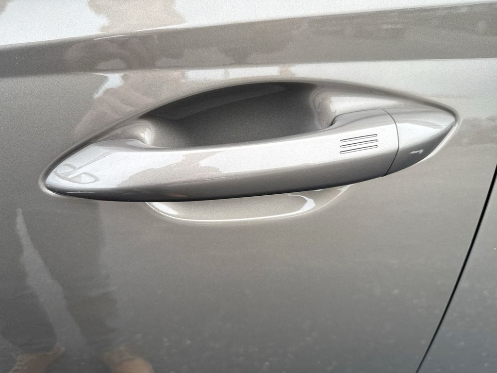 Used 2025 Hyundai Tucson Hybrid SUV