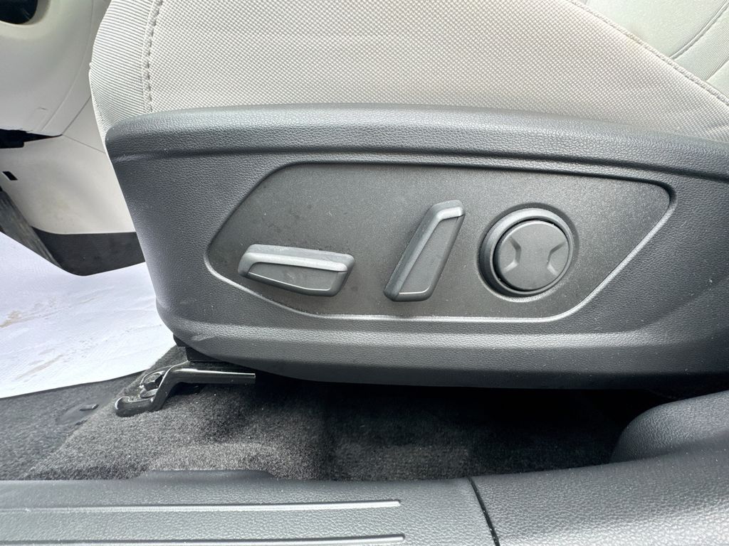 Used 2025 Hyundai Tucson Hybrid SUV