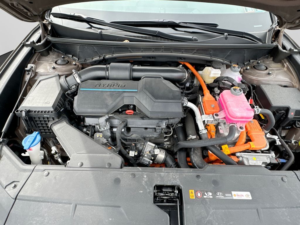 Used 2025 Hyundai Tucson Hybrid SUV