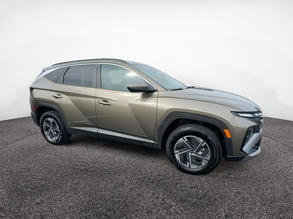 Used 2025 Hyundai Tucson Hybrid SUV