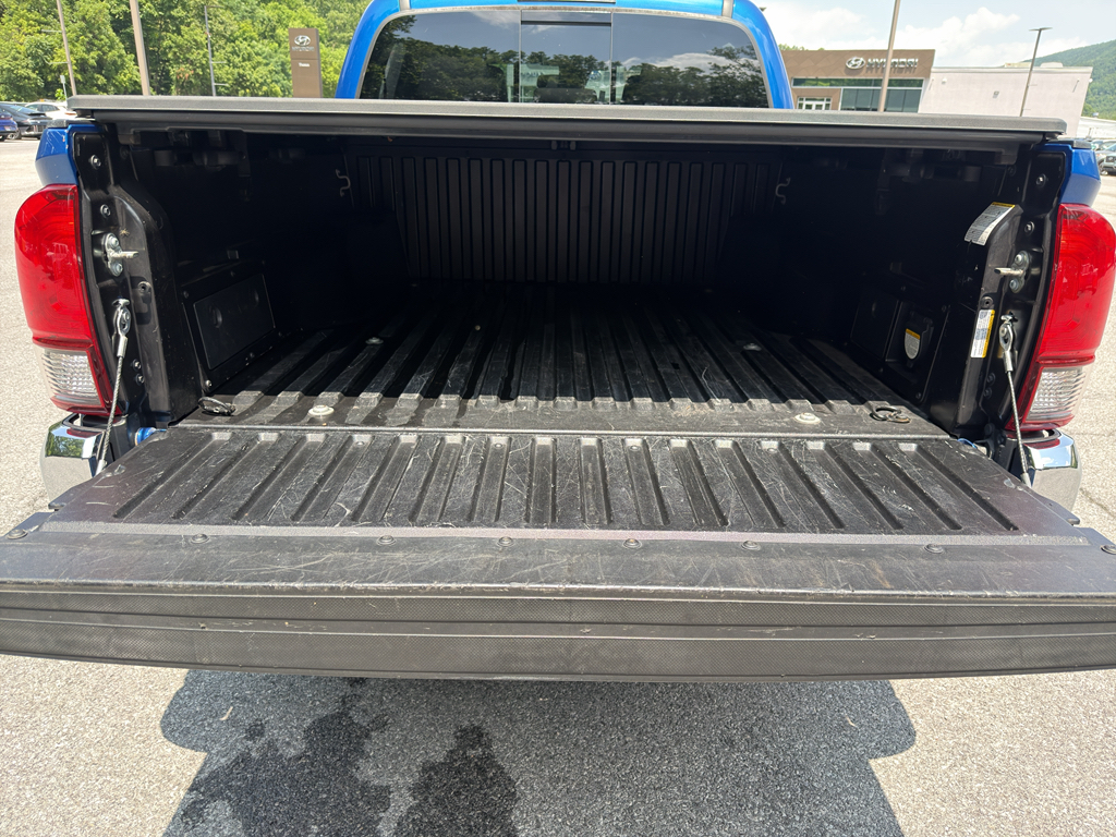Used 2018 Toyota Tacoma Truck