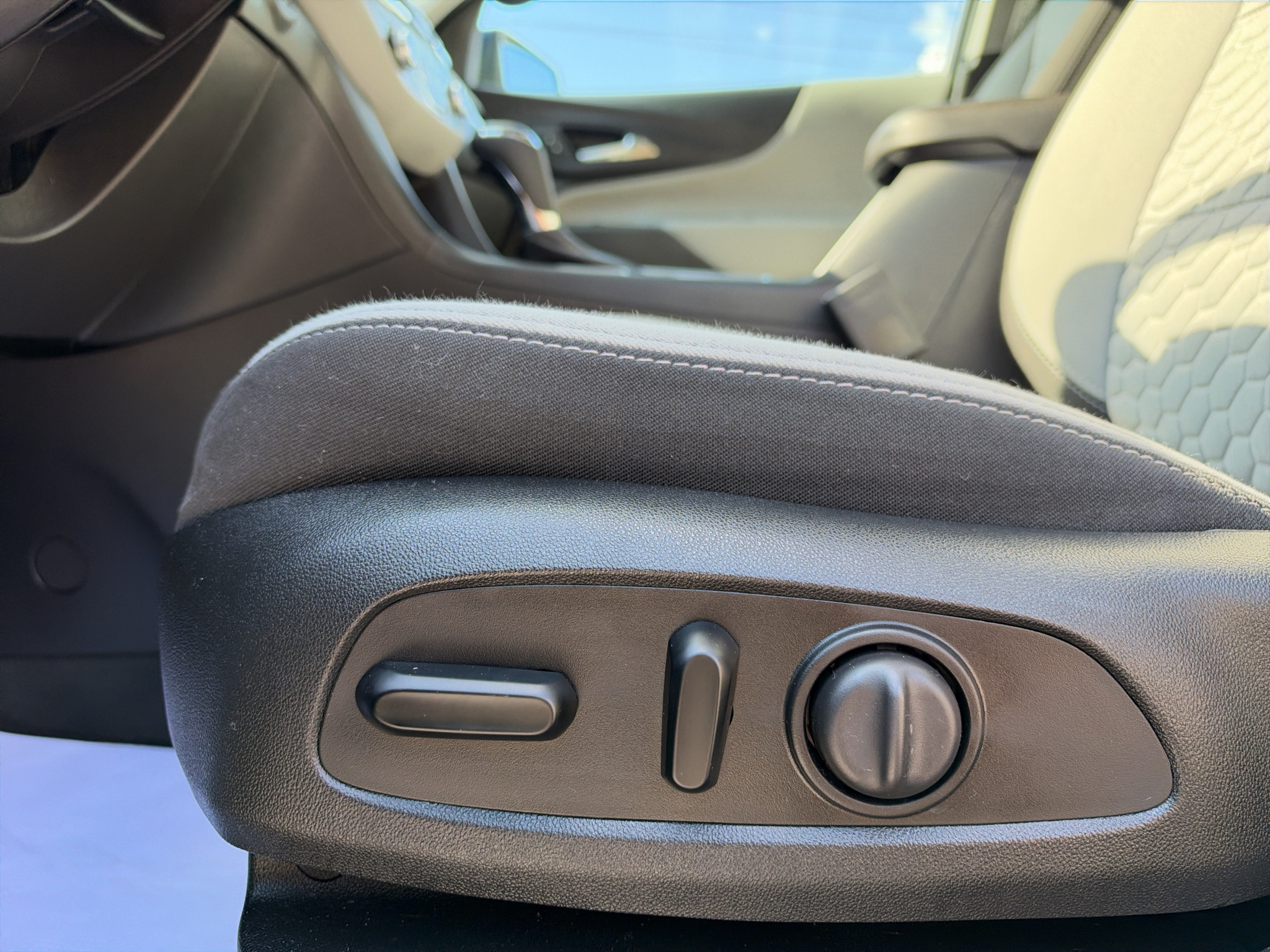 Used 2020 Chevrolet Equinox SUV
