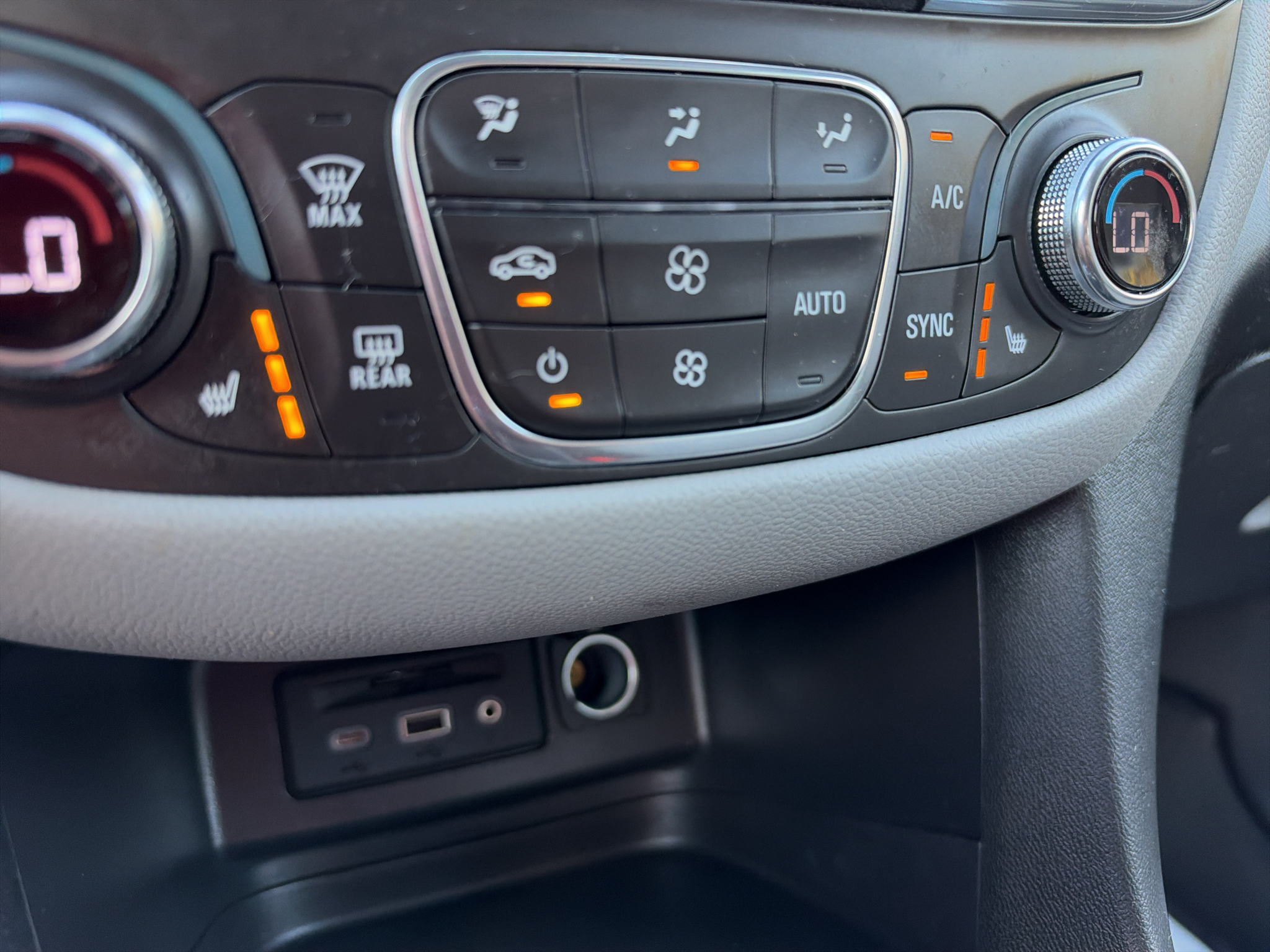 Used 2020 Chevrolet Equinox SUV