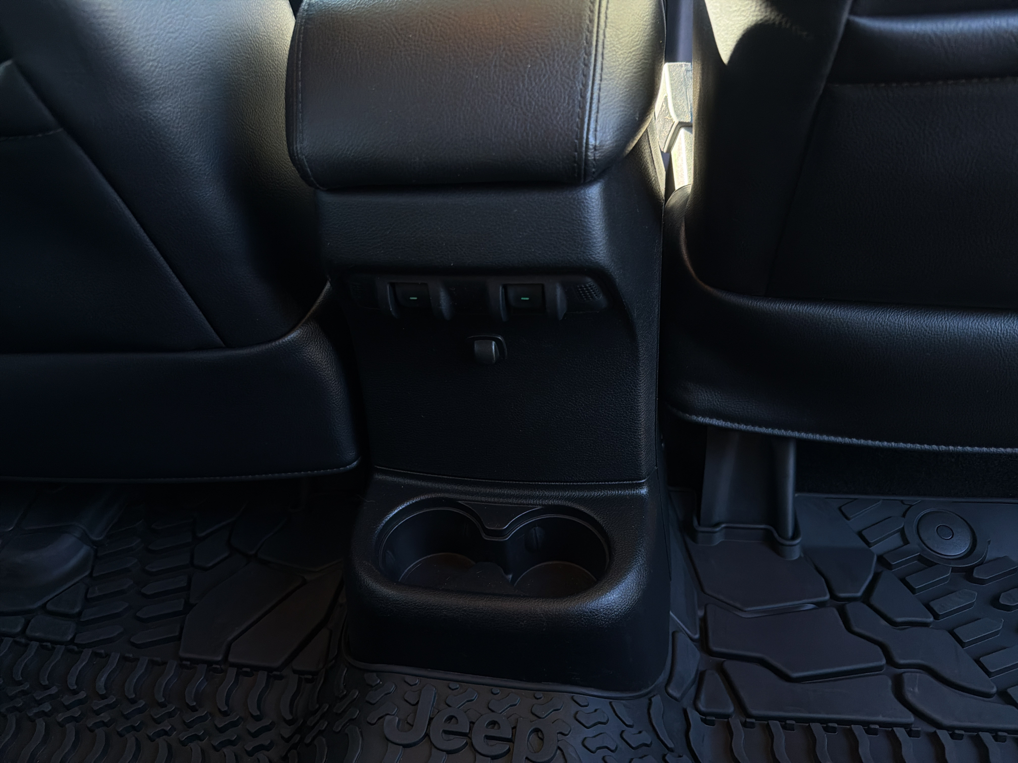Used 2015 Jeep Wrangler SUV
