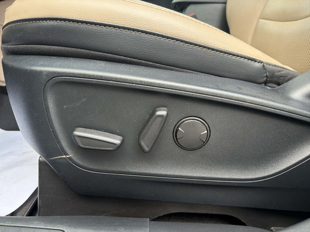 Used 2021 Ford Escape Hybrid SUV