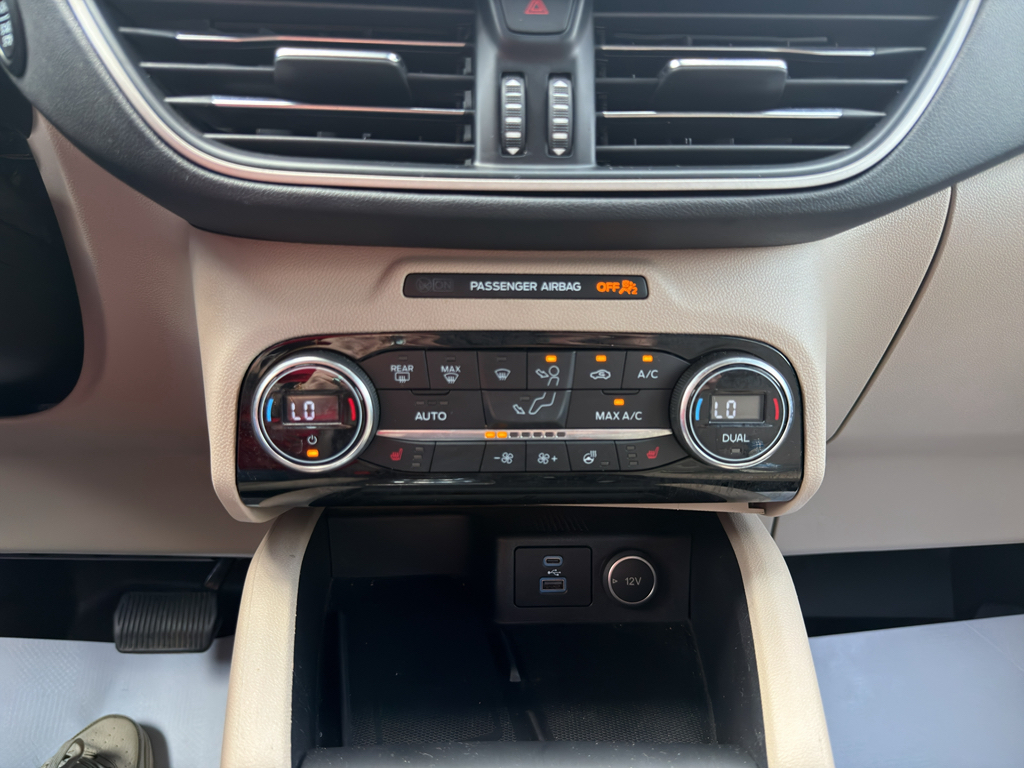 Used 2021 Ford Escape Hybrid SUV