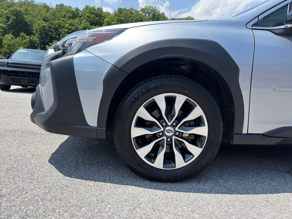 Used 2025 Subaru Outback SUV