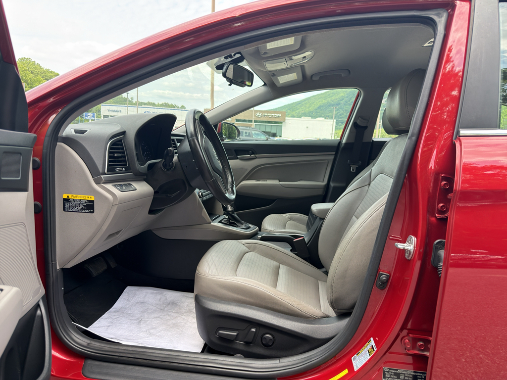 Used 2017 Hyundai Elantra Sedan