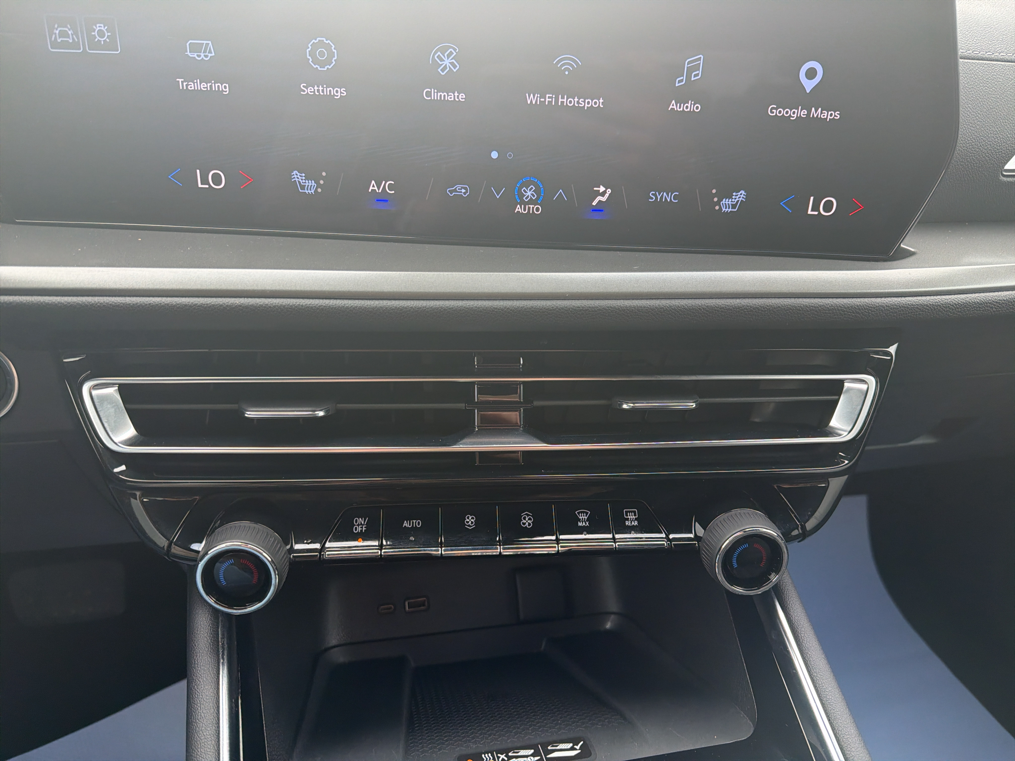 Used 2026 Chevrolet Traverse SUV