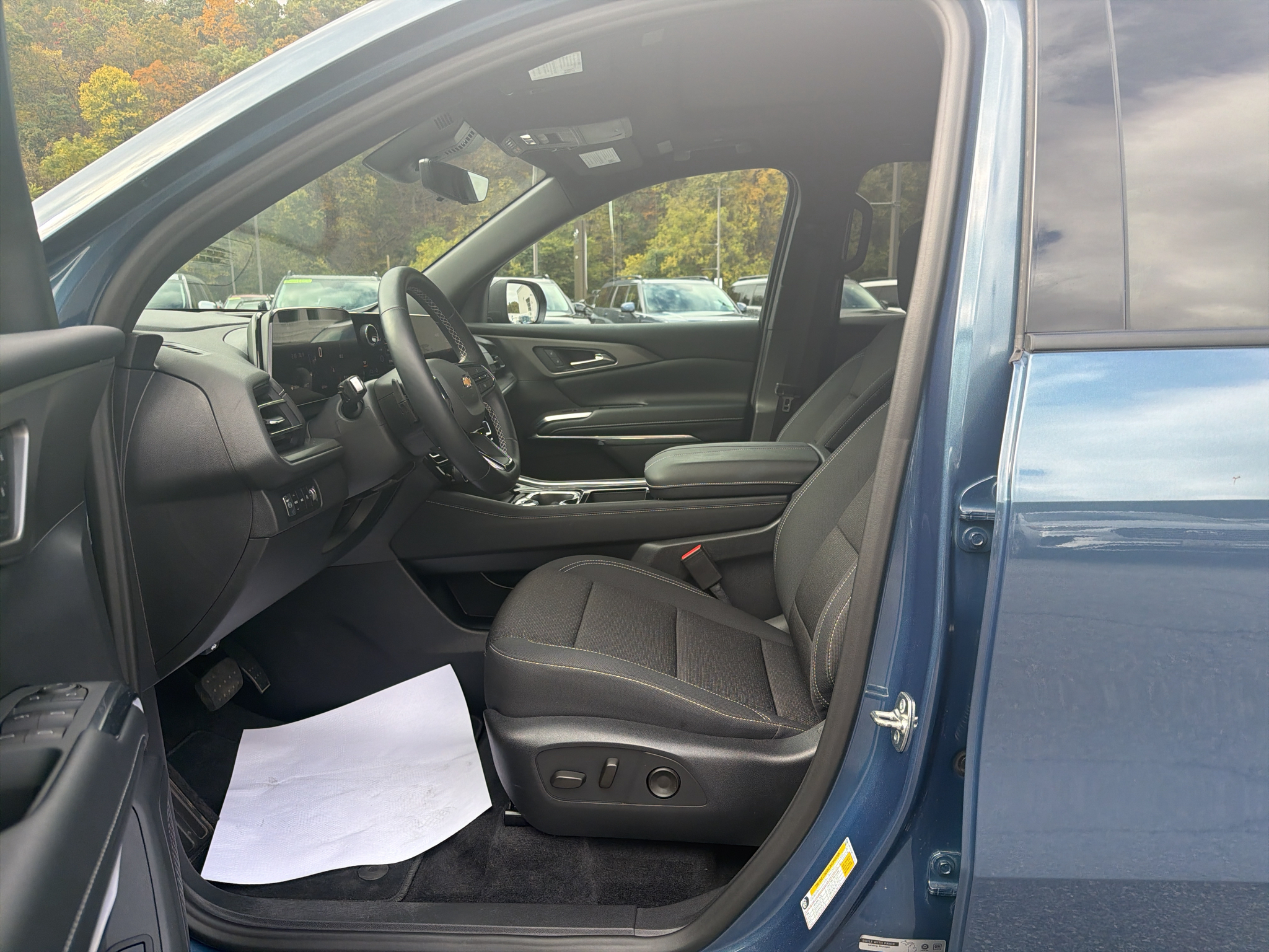 Used 2026 Chevrolet Traverse SUV