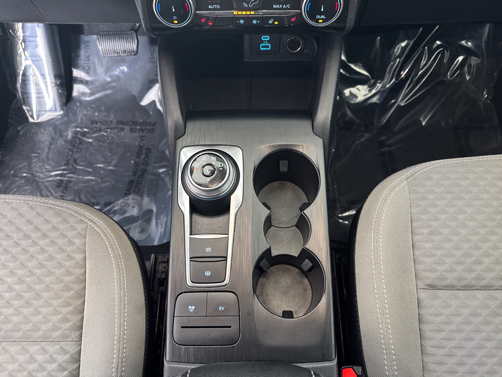 Used 2022 Carbonized Gray Metallic Ford SE Plug-In Hybrid image 23