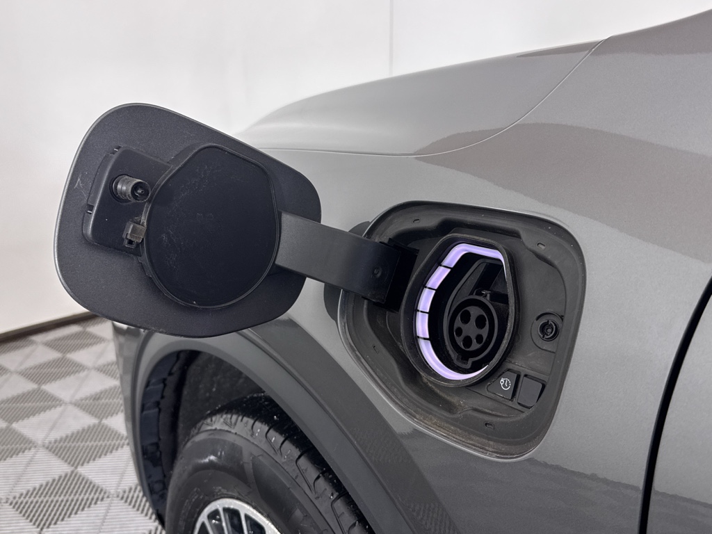 Used 2022 Carbonized Gray Metallic Ford SE Plug-In Hybrid image 13