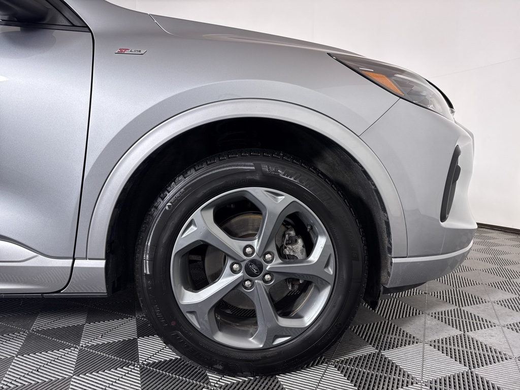 Used 2024 Iconic Silver Metallic Ford ST-Line image 20