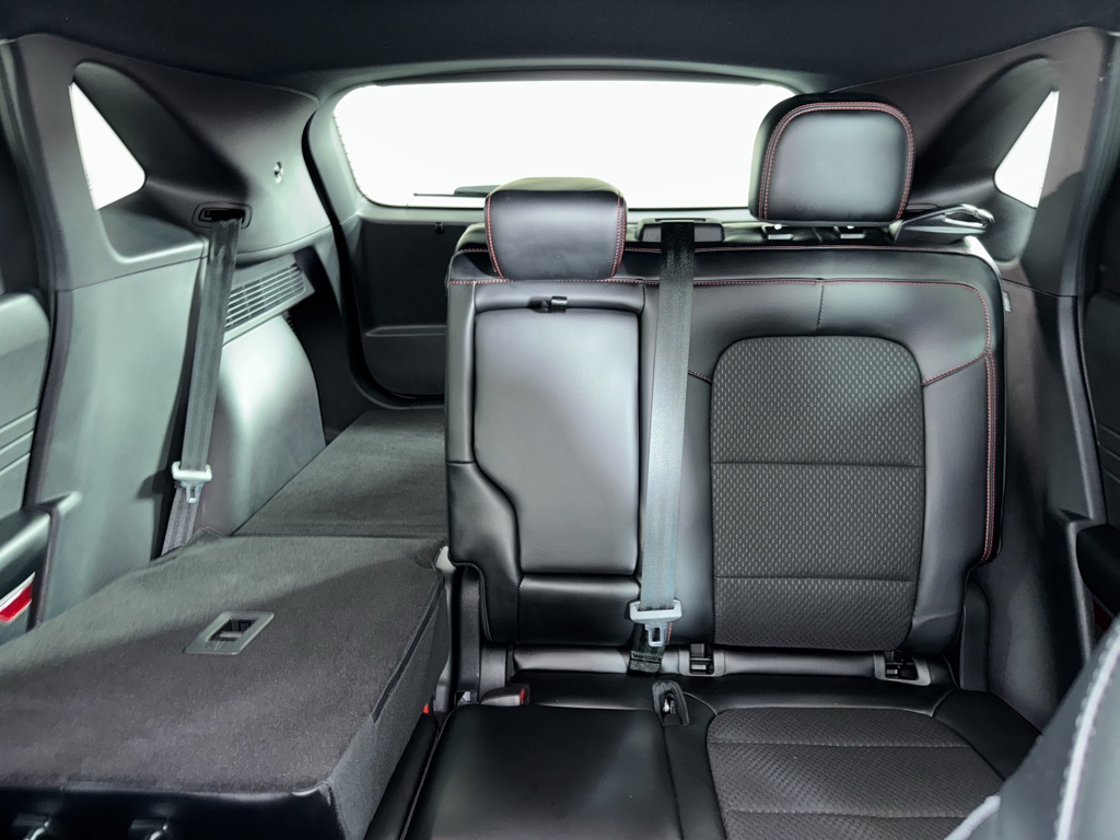 Used 2024 Iconic Silver Metallic Ford ST-Line image 7