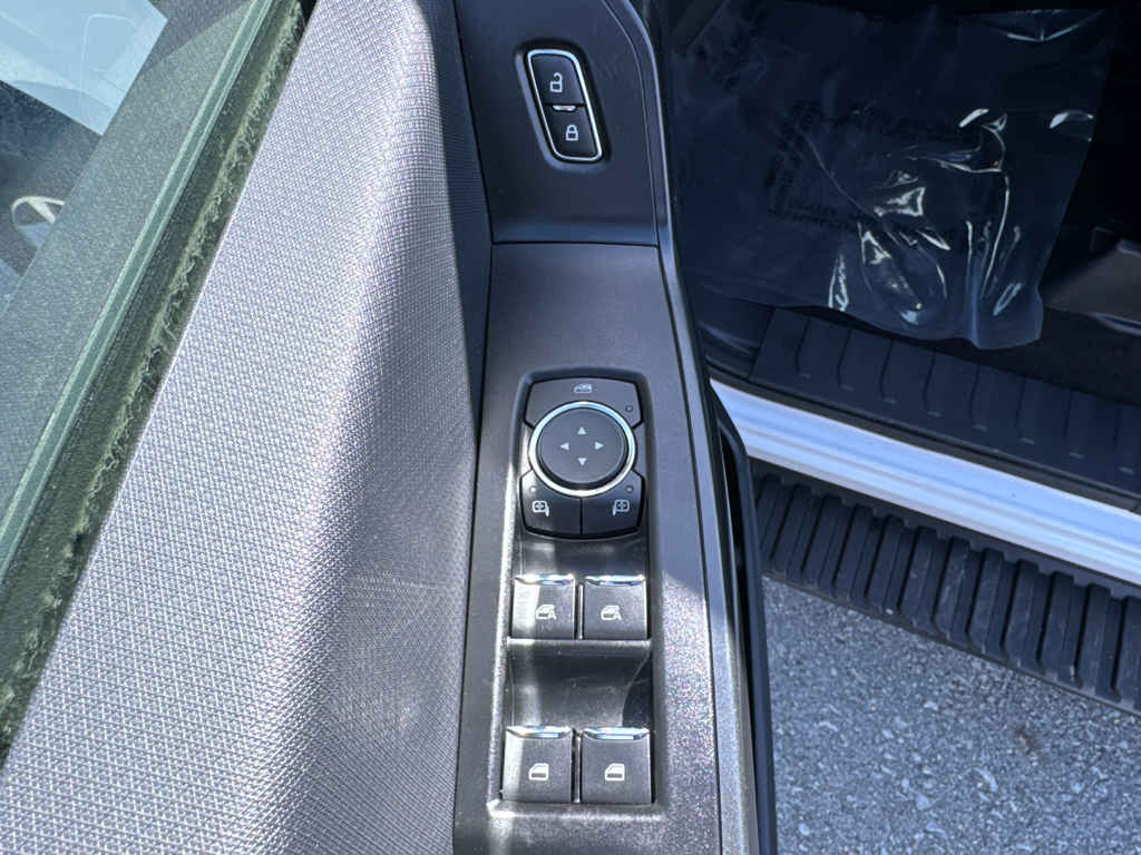 Used 2022 Oxford White Ford XL image 26