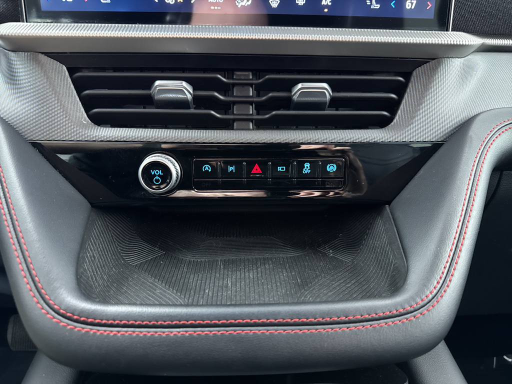 Used 2025 Rapid Red Metallic Tinted Clearcoat Ford ST-Line image 23