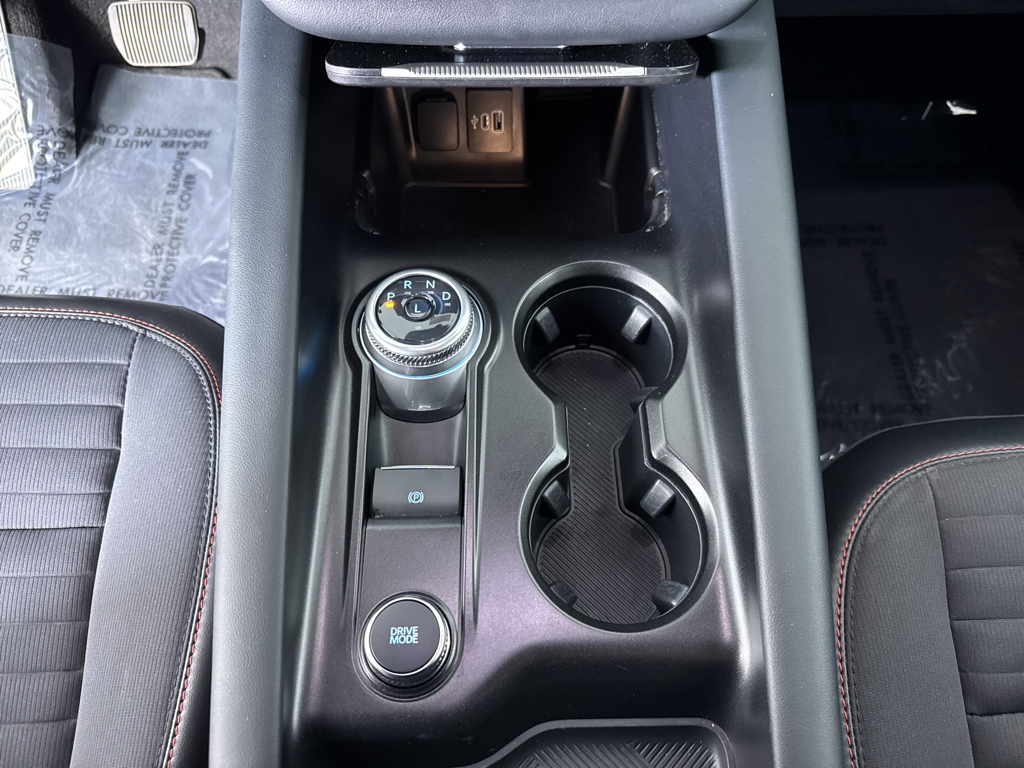 Used 2025 Rapid Red Metallic Tinted Clearcoat Ford ST-Line image 22