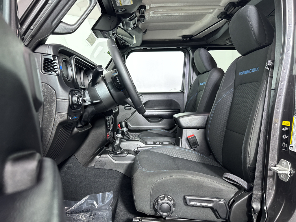 Used 2024 Granite Crystal Metallic Clearcoat Jeep Rubicon image 5