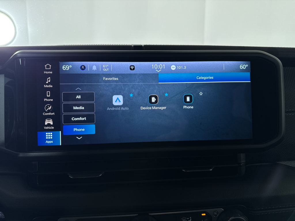 Used 2024 Granite Crystal Metallic Clearcoat Jeep Rubicon image 15