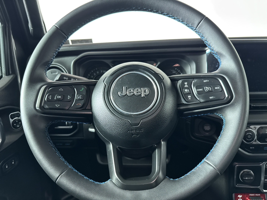 Used 2024 Granite Crystal Metallic Clearcoat Jeep Rubicon image 20