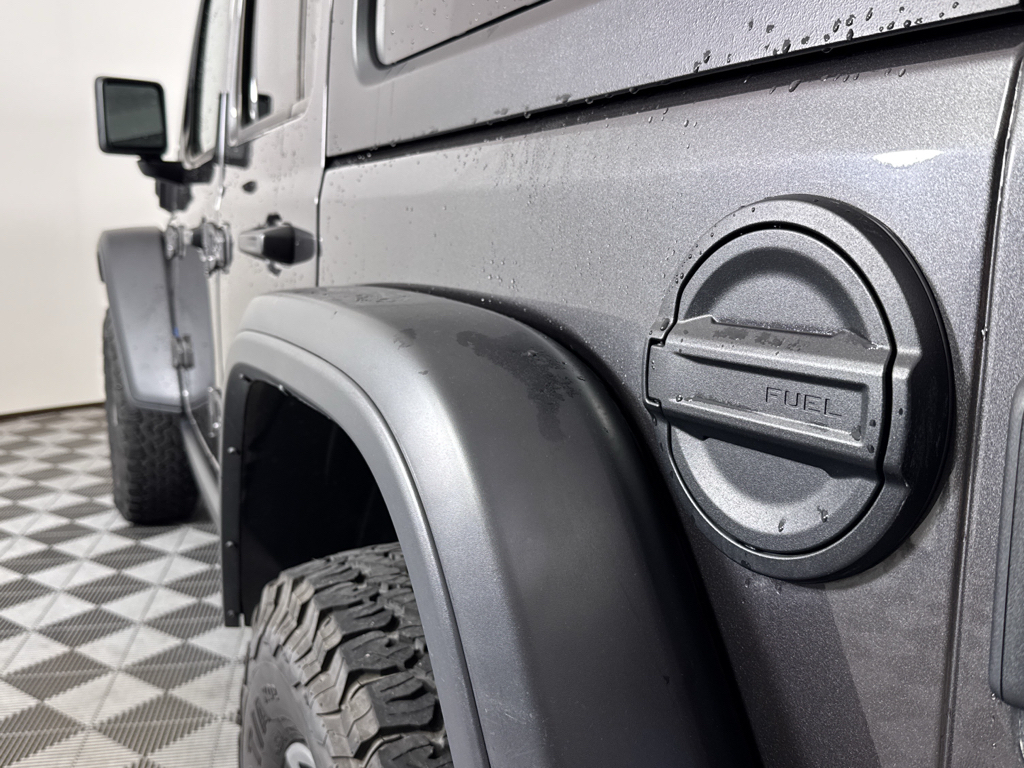 Used 2024 Granite Crystal Metallic Clearcoat Jeep Rubicon image 25