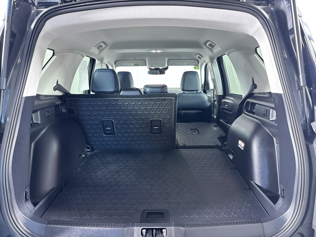 Used 2022 Carbonized Gray Metallic Ford Outer Banks image 7