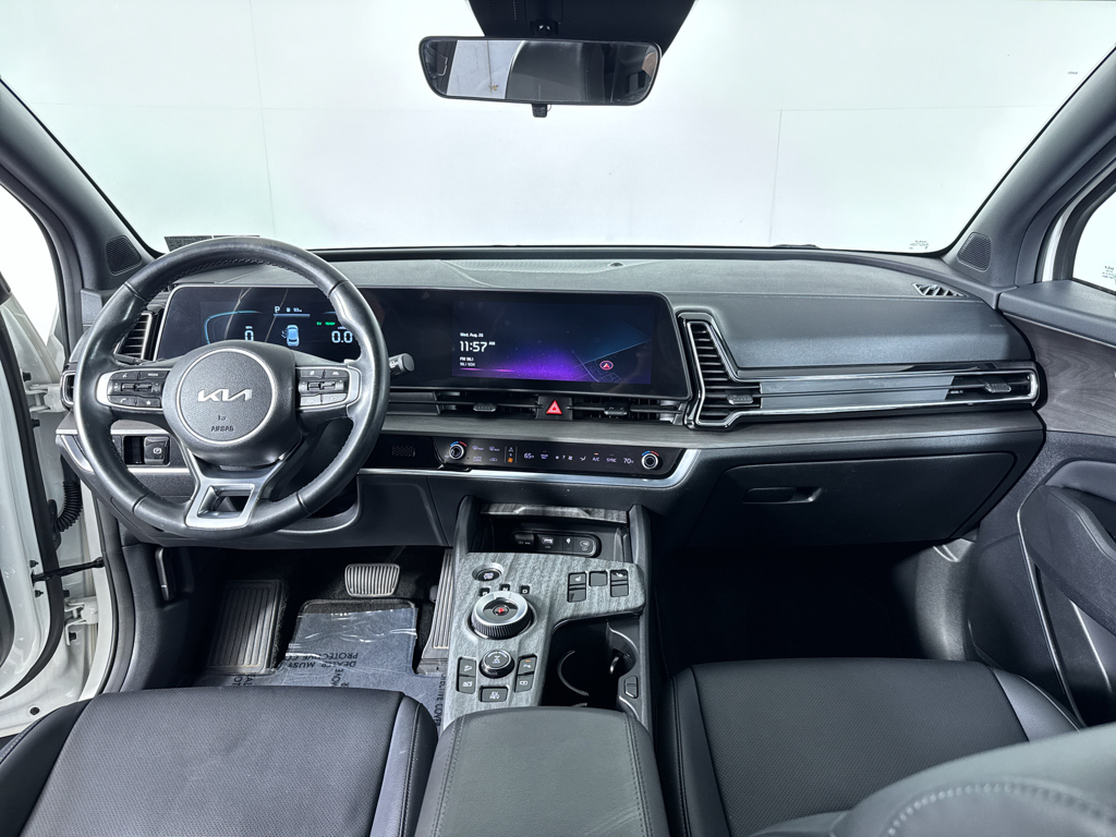 Used 2023 Snow White Pearl Kia X-Line image 4