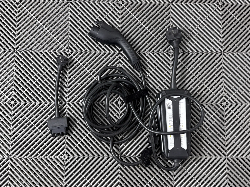 Used 2023 Black Ford Select image 14
