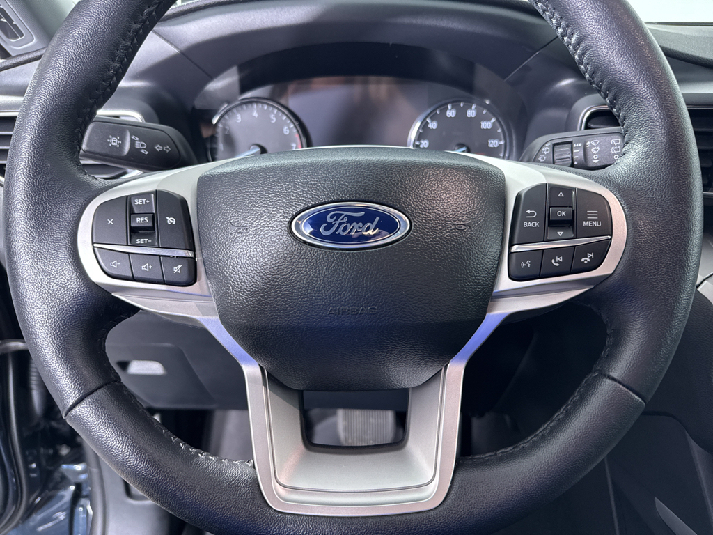 Used 2024 Stone Blue Metallic Ford XLT image 19