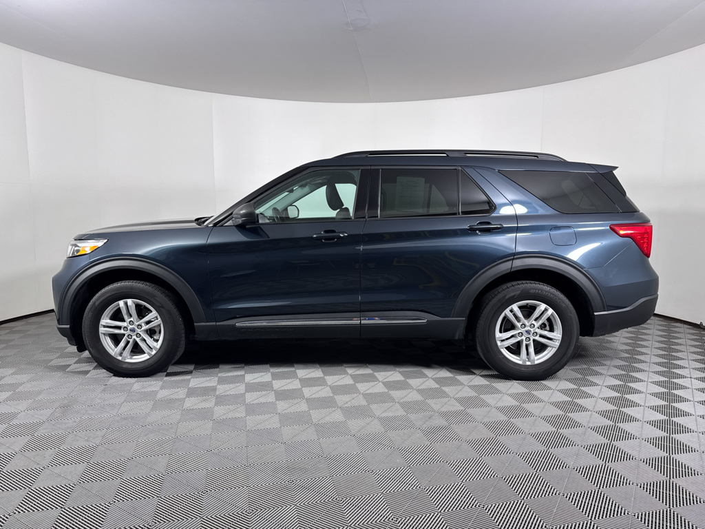 Used 2024 Stone Blue Metallic Ford XLT image 11