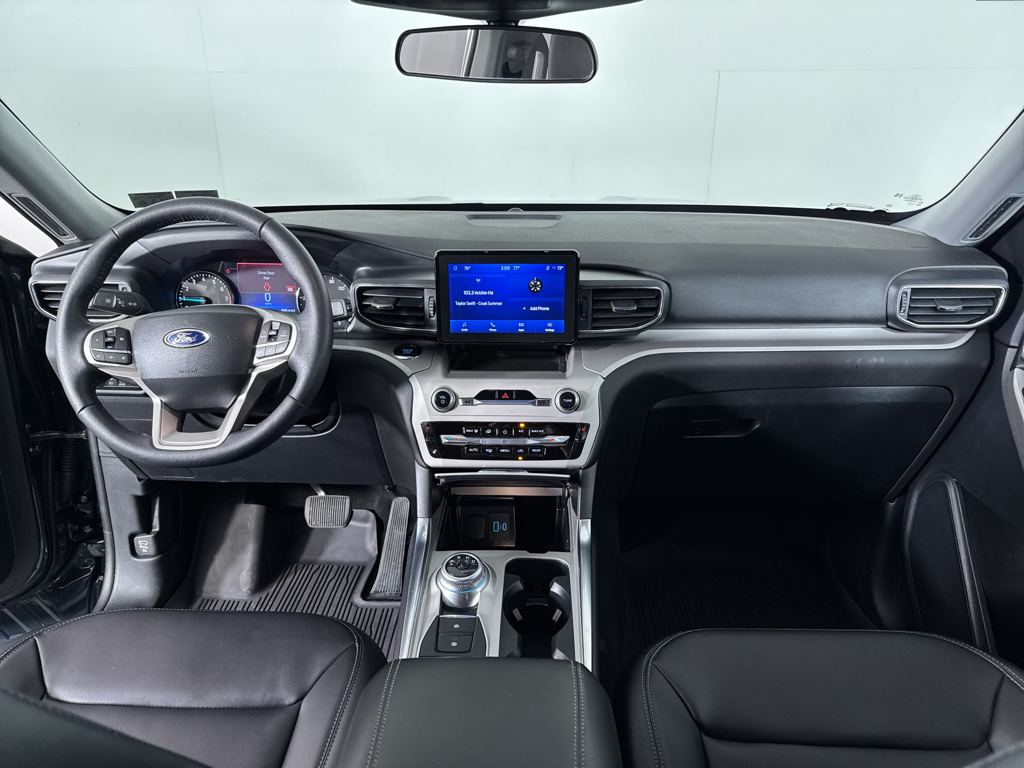 Used 2024 Stone Blue Metallic Ford XLT image 4