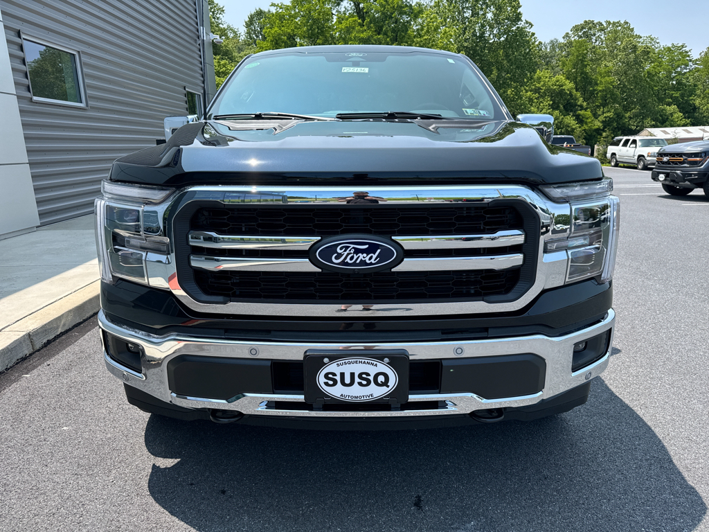 New 2025 Agate Black Metallic Ford Lariat image 15