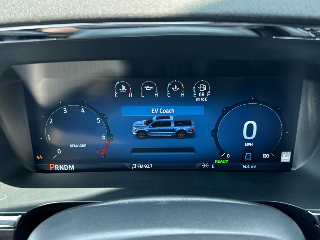 New 2025 Agate Black Metallic Ford Lariat image 9